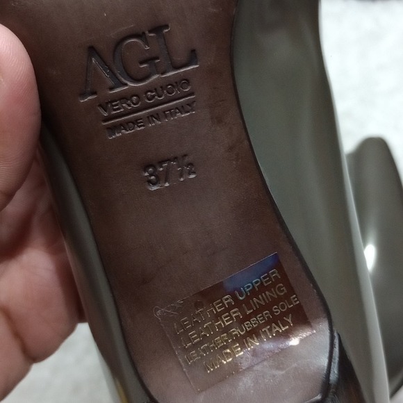 AGL Grey Patent Pointed Toe Penny Loafer Pump Wetty Pebble Heels SZ 37.5 - Picture 8 of 8